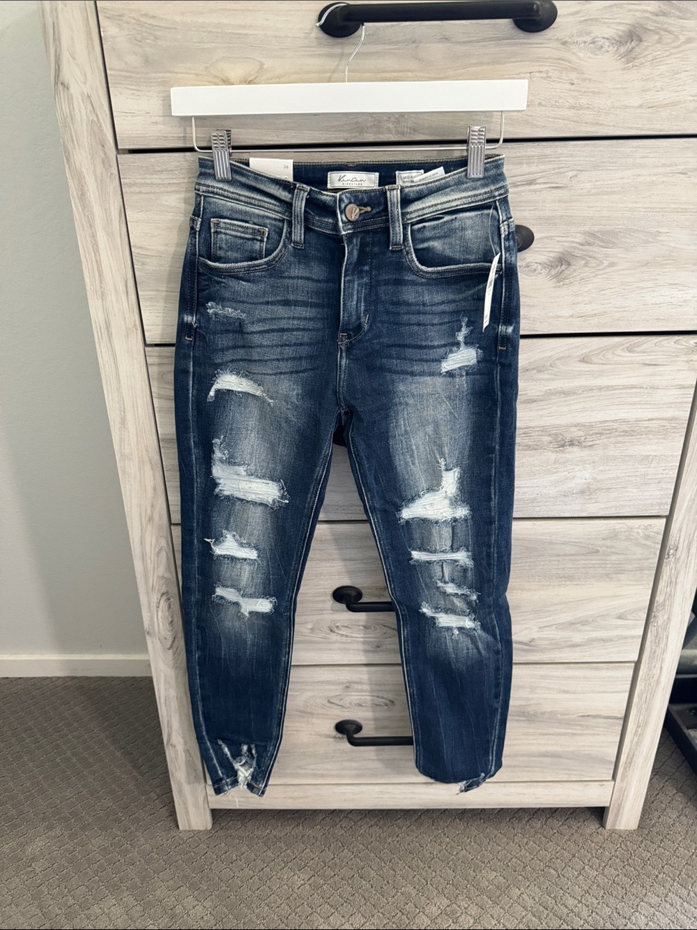 Buckle jeans